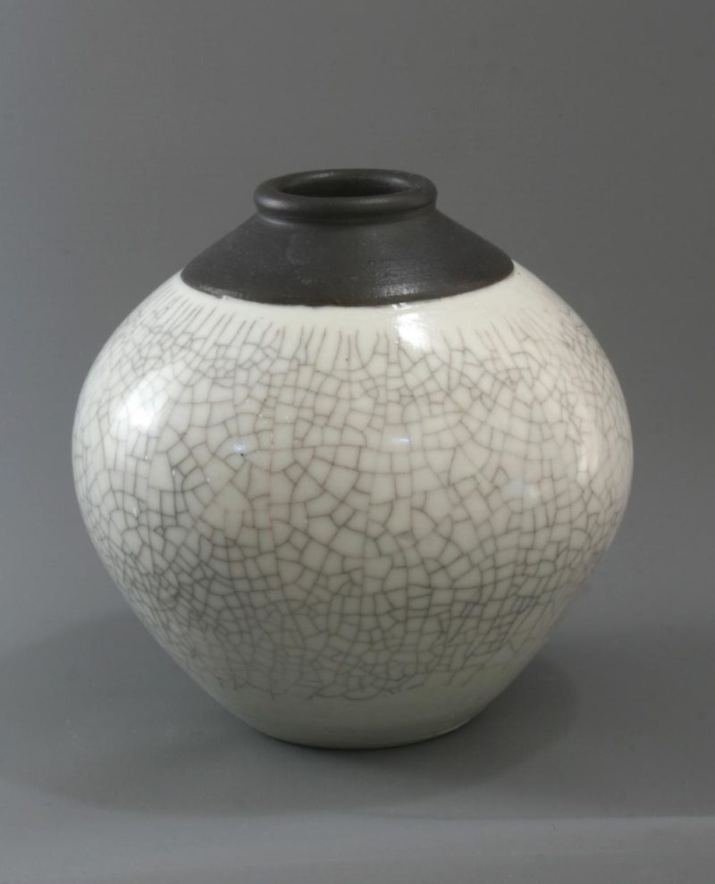 Medium black and white crackle bottle